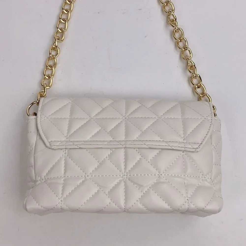 Quilted Creme Chain Strap Handbag purse clutch Lined Zip pocket Snap close New